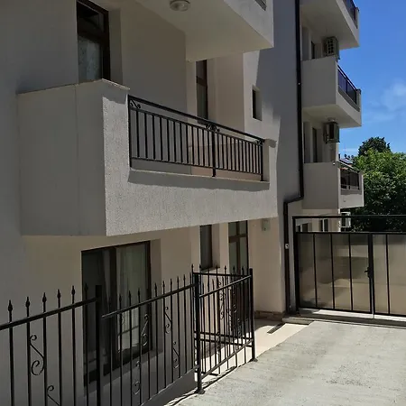 Apartamento Sarafovo Sea & Forest *